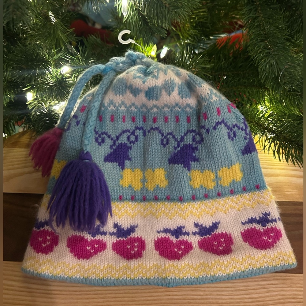 🍓⭐️Vintage style MADE IN CANADA Pure Virgin Wool Fair Isle Winter Hat 🍓 Teen ⭐️